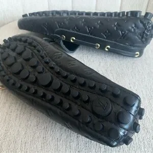 Louis Vuitton | Shoes | Louis Vuitton Black Loafers With  display picture 2